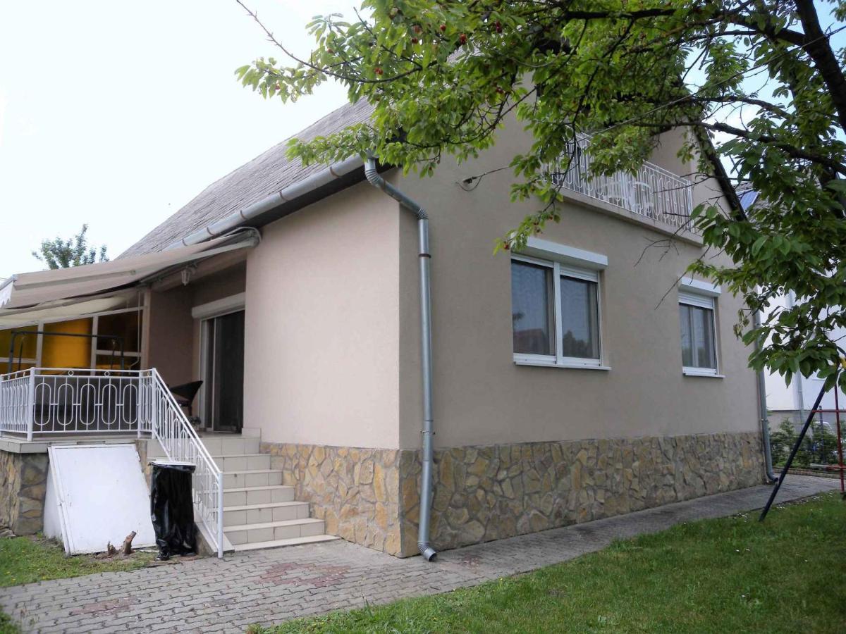 Holiday Home In Fonyod/Balaton 38001 外观 照片