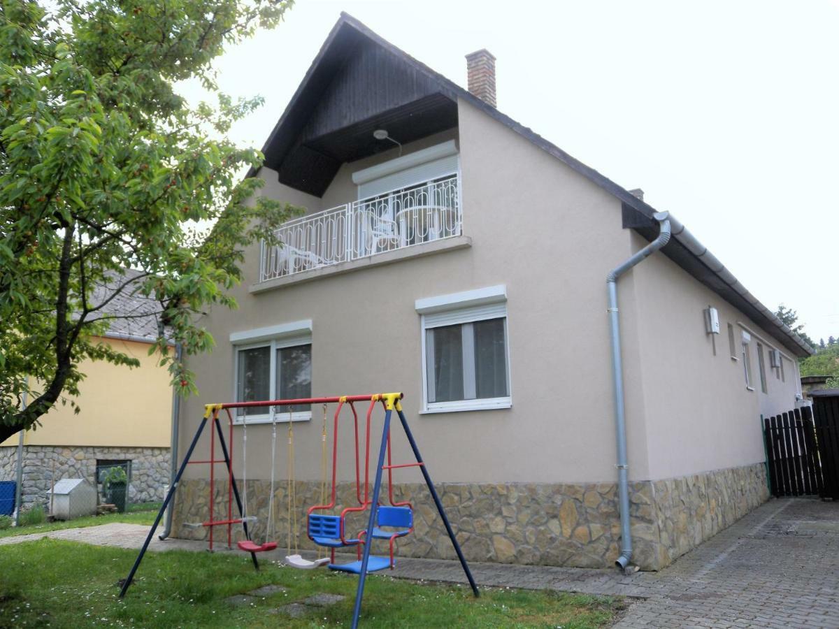 Holiday Home In Fonyod/Balaton 38001 外观 照片